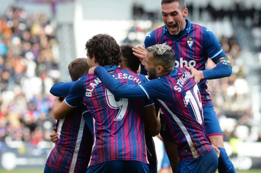 廣泛關注 廣泛關注