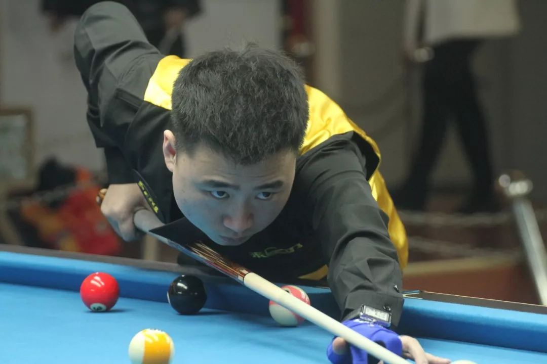 球队与球员 球队与球员