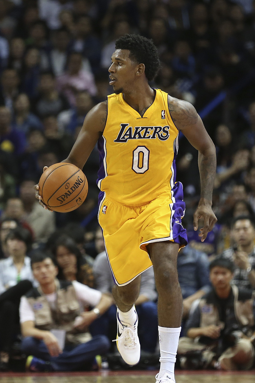 同时拥有前 同时拥有前