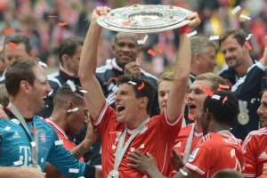 后场夺回球 后场夺回球